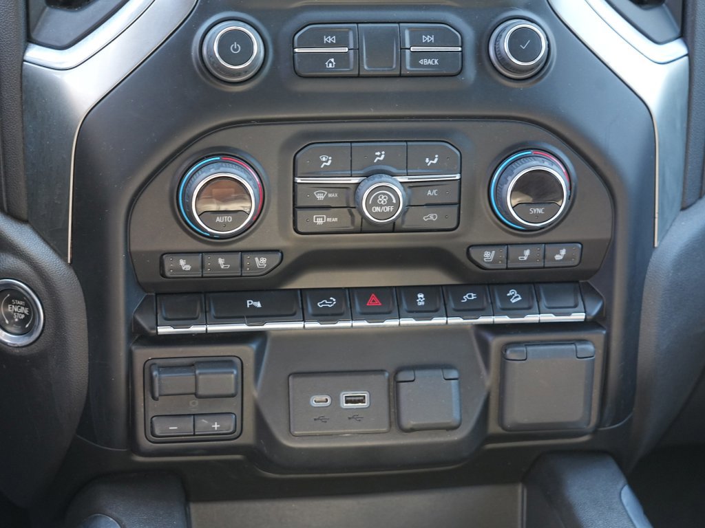 Used 2021 Chevrolet Silverado 1500 LTZ AWD/4WD image 24
