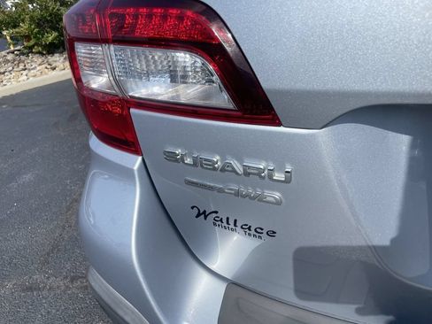 Used 2019 Subaru Outback 2.5i Limited AWD/4WD image 7