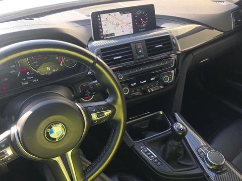 Used 2018 BMW M3 image 11