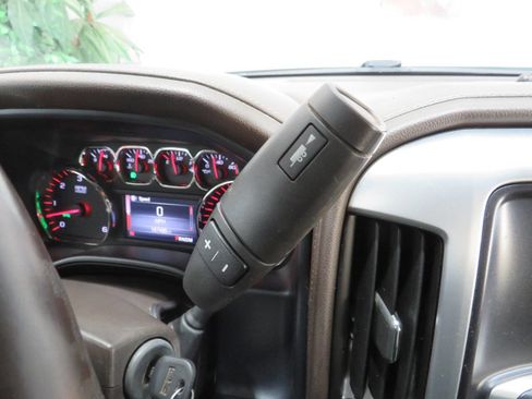 Used 2016 GMC Sierra 1500 SLE w/ SLE Value Package image 13