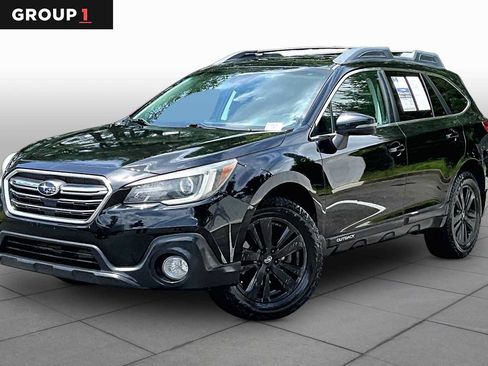 Used 2018 Subaru Outback 3.6R Limited AWD/4WD image 1