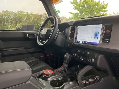 Used 2024 Ford Bronco Raptor image 6