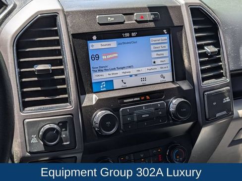 Used 2019 Ford F150 XLT w/ Equipment Group 302A Luxury AWD/4WD image 12