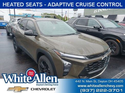 Used 2024 Chevrolet Trax ACTIV w/ Sunroof Package FWD image 1
