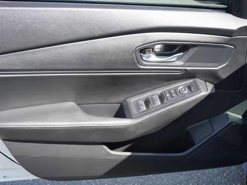 Used 2023 Honda Accord Sport image 7