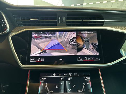 Used 2025 Audi RS 6 performance image 21