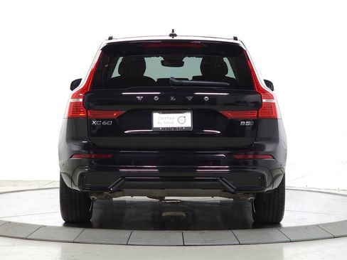 Certified 2025 Volvo XC60 B5 Plus AWD/4WD image 7