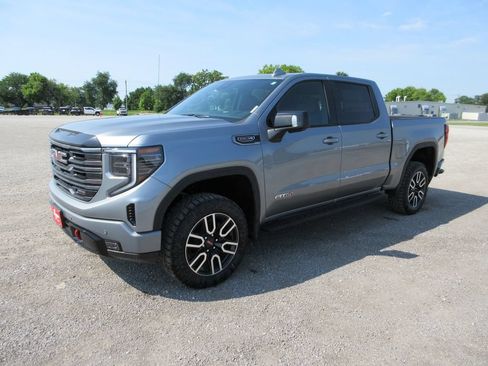 New 2026 GMC Sierra 1500 AT4 w/ AT4 Premium Package AWD/4WD image 12