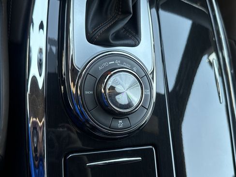 Used 2019 Nissan Armada Platinum w/ Captain's Chairs Package image 21