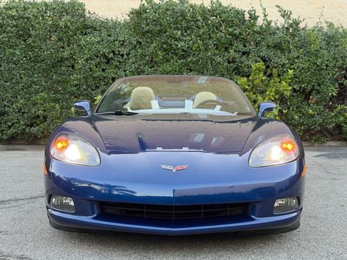 Used 2006 Chevrolet Corvette Convertible w/ Preferred Equipment Group image 10