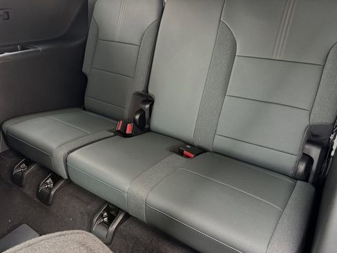 New 2025 GMC Acadia AT4 w/ Super Cruise Package image 13