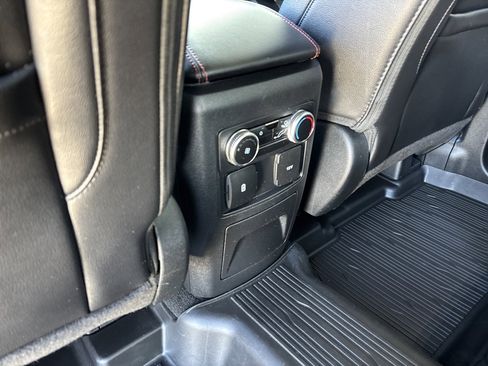 Used 2023 Ford Explorer ST-Line image 31