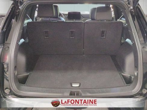 Used 2025 Chevrolet Blazer RS FWD image 28