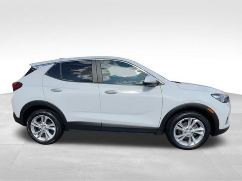 Certified 2022 Buick Encore GX Preferred w/ Cold Weather Comfort Package FWD image 8