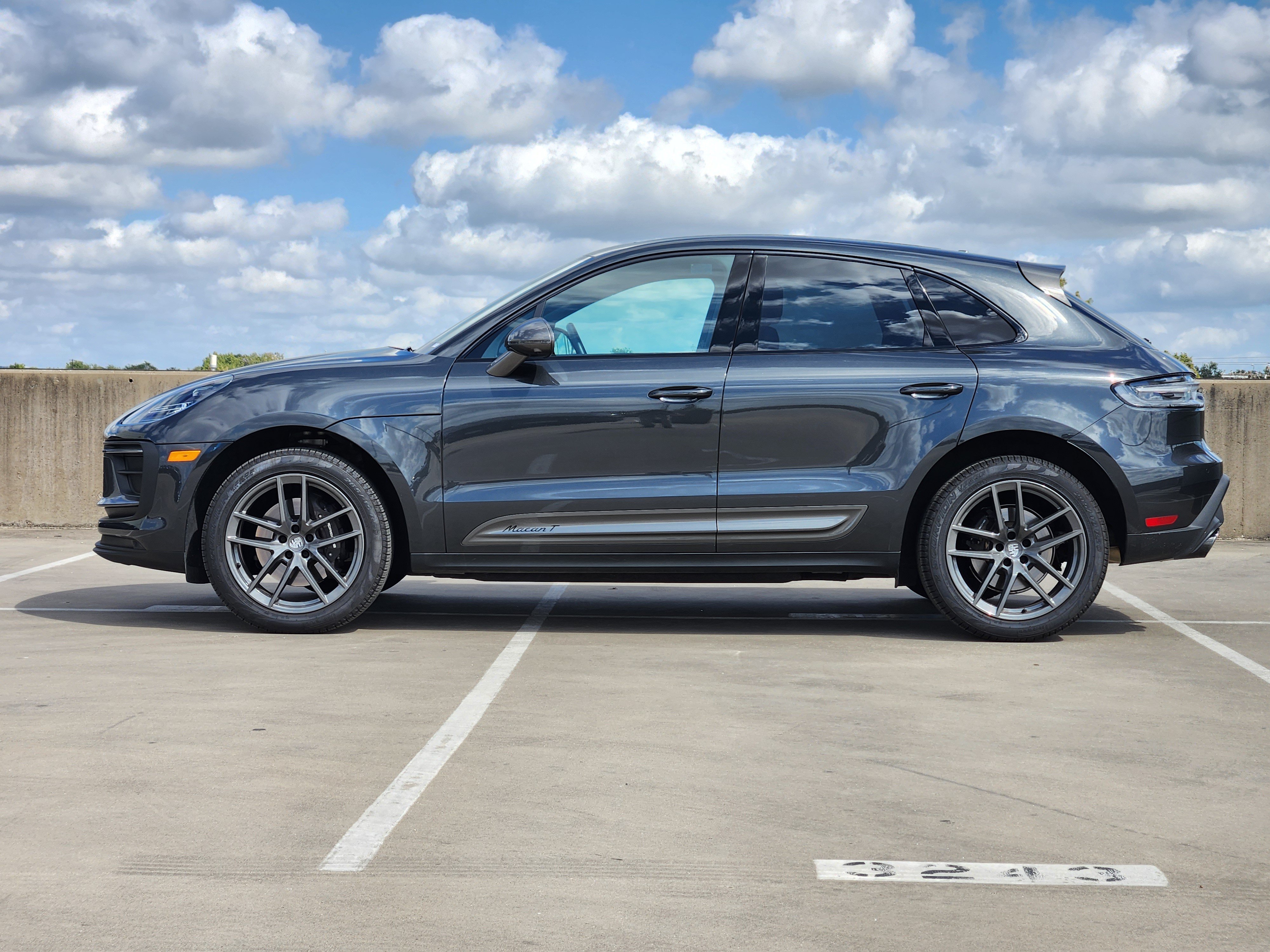 Certified 2026 Porsche Macan Turbo AWD/4WD image 2
