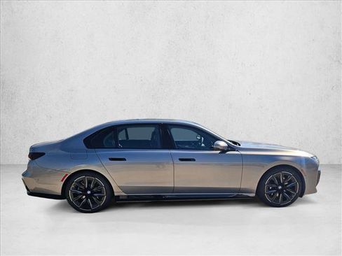 New 2026 BMW i7 eDrive50 w/ M Sport Package image 4