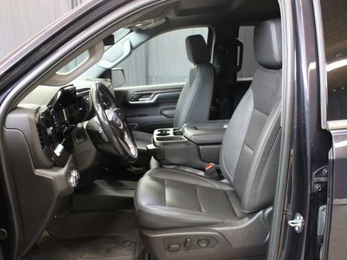 Used 2024 GMC Sierra 1500 SLT AWD/4WD image 10