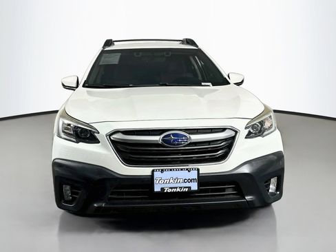 Used 2021 Subaru Outback Premium AWD/4WD image 2