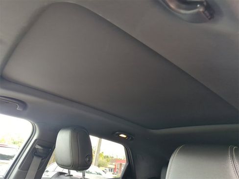 Used 2021 Chevrolet TrailBlazer ACTIV w/ Sun and Liftgate Package image 21