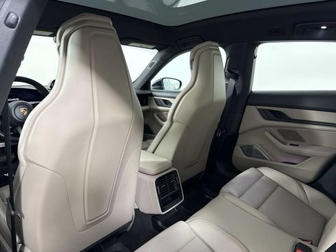 Certified 2023 Porsche Taycan 4 Cross Turismo AWD/4WD image 24