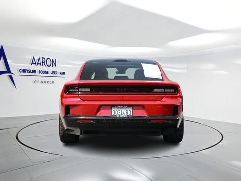 Used 2024 Dodge Charger Daytona R/T w/ Plus Group AWD/4WD image 3