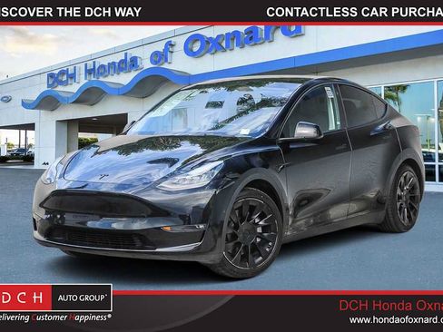 Used 2022 Tesla Model Y Long Range AWD/4WD image 1