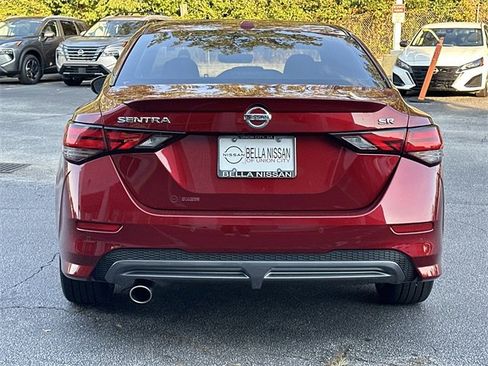 Used 2023 Nissan Sentra SR w/ SR Premium Package image 26