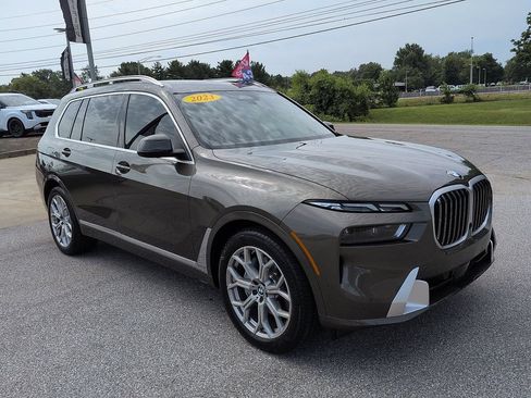 Used 2023 BMW X7 xDrive40i w/ Premium Package AWD/4WD image 1