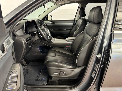 Used 2023 Hyundai Palisade SEL w/ Premium Package image 12
