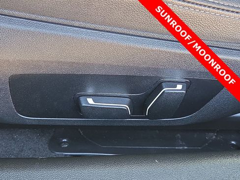 Used 2025 BMW 230i xDrive Coupe image 14