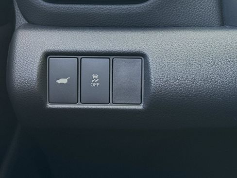 Certified 2025 Honda Pilot Touring image 31