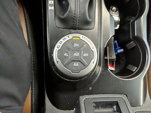 Used 2023 Ford Bronco Outer Banks w/ Sasquatch Package image 20