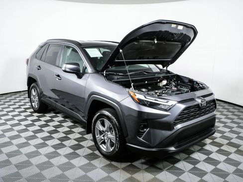 Used 2024 Toyota RAV4 XLE FWD image 32