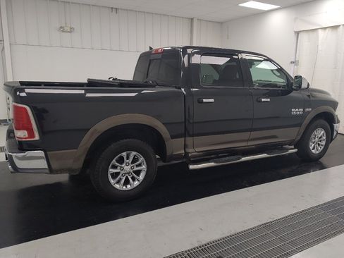 Used 2018 RAM 1500 Laramie w/ Convenience Group AWD/4WD image 10