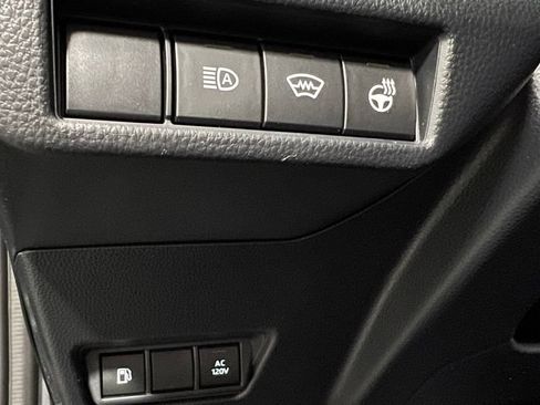 New 2026 Toyota Prius Plug-In Hybrid FWD image 34