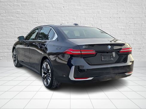 Certified 2025 BMW 540i xDrive image 4