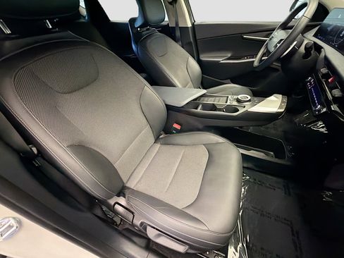 Used 2024 Kia EV6 Light image 15