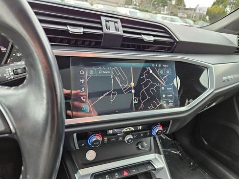 Used 2019 Audi Q3 2.0T Premium Plus w/ Premium Plus Package image 10