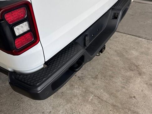 Used 2021 Jeep Gladiator Sport AWD/4WD image 13