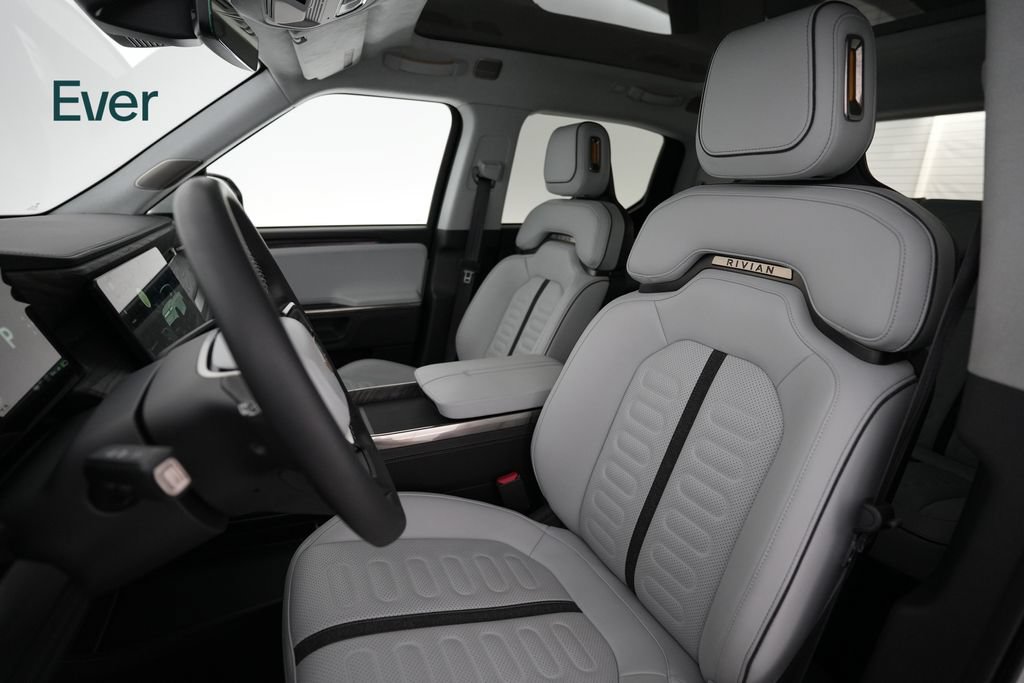 Used 2023 Rivian R1T Adventure Quad AWD/4WD image 4