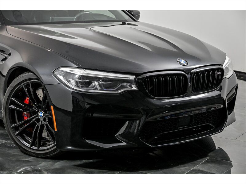 Used 2019 BMW M5 w/ Executive Package AWD/4WD image 2