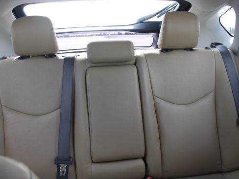 Used 2014 Toyota Prius Three FWD image 20