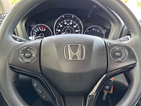 Used 2020 Honda HR-V LX image 27