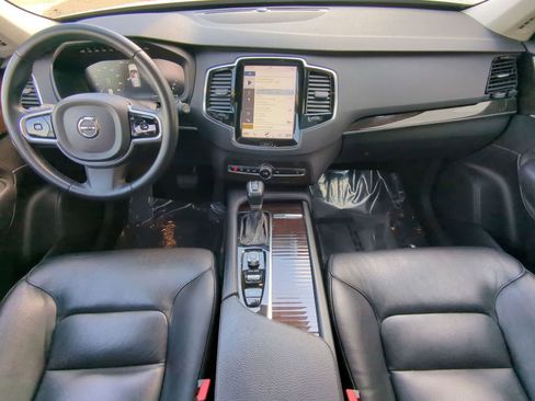 Used 2018 Volvo XC90 T6 Momentum w/ Momentum Plus Package image 15
