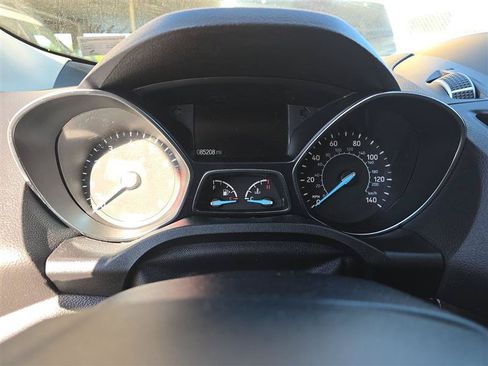 Used 2018 Ford Escape SE w/ SE Sport Appearance Package AWD/4WD image 18