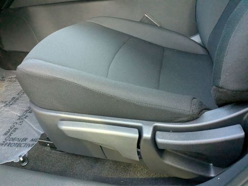 New 2025 Nissan Sentra S image 13