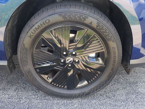 Used 2025 Nissan Murano SV AWD/4WD image 38
