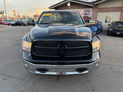 Used 2014 RAM 1500 Classic SLT w/ SLT Plus D￩cor Group image 3