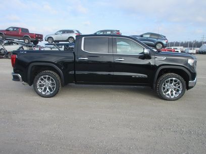 New 2026 GMC Sierra 1500 SLT w/ SLT Convenience Package