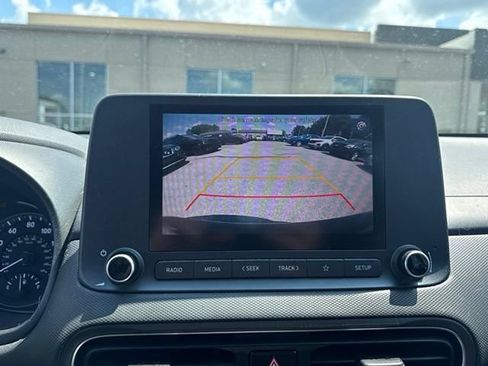 Used 2023 Hyundai Kona SEL AWD/4WD image 14